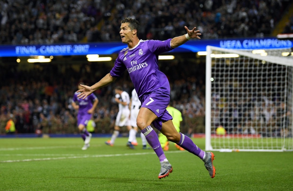 Zyrtare/ Cristiano Ronaldo fiton Topin e Artë 2017