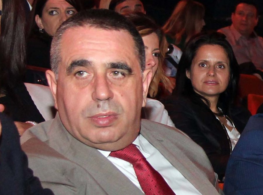 Publicistja shpërthen kundër Thoma Gëllçit: Turp kombëtar, vettingu duhet të fillojë ndaj…