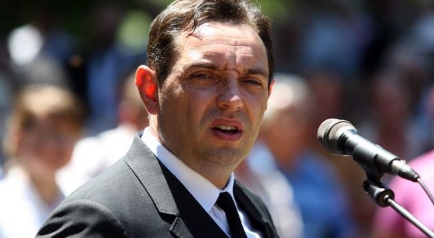 Vulin kërcënon me ndaljen e dialogut nëse shfuqizohet Specialja