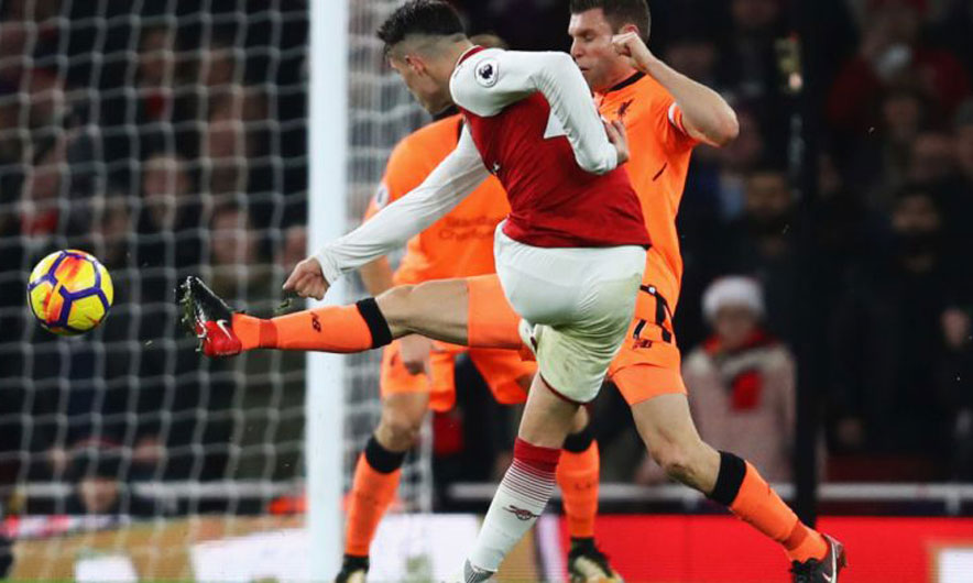 Granit Xhaka “bombardon” Liverpoolin – VIDEO