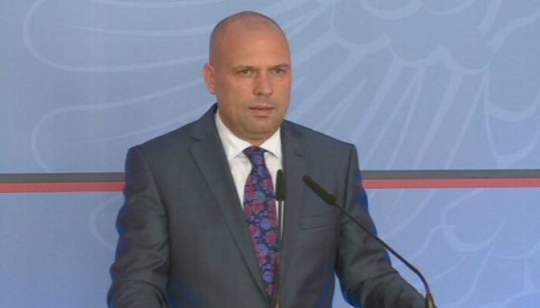 VIDEO/ Manjani: Kryeprokurorja duhet të ndalojë të gjithë gardistët që goditën Berishën