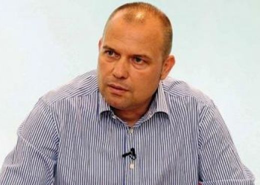 Incenerim dhe degjenerim!