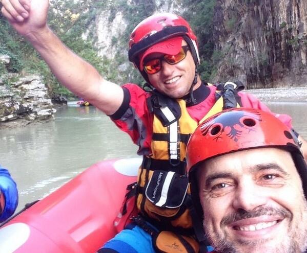 As Basha, as LSI dhe as Populli…HIÇ E HIÇ!!!