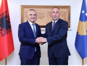 Zv.kryeministri i Kosovës: Ilir Meta më ndihmoj ne arritjen e marreveshjes me Malin e  Zi