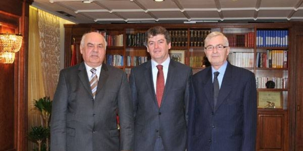 FRONI I PRESIDENTËVE
