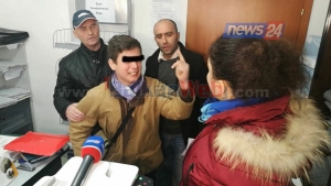 Divorci/Britma dhe lot në zyrën e Përmbarimit në Pukë, vëllezërit e mitur ndahen pas divorcit të prindërve (FOTO)