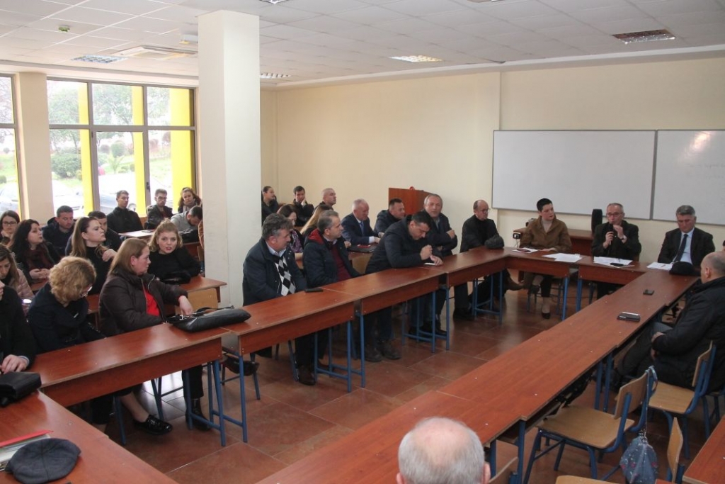 Takimi me Nikollën, Forumi i pedadogëve: Zgjidhje deri më 10 mars ose nisim grevën