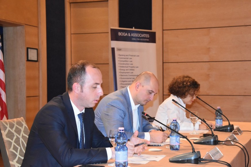 Denoncimi PD: Edi Rama i beson një tjetër drejtori ish funksionarit të PDIU, i shkarkuar për abuzime me tendera