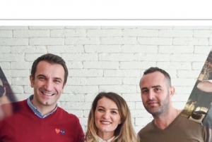 Ah mashtrues, mashtrues-Fotot tradhëtojnë Veliajn dhe skemën me kreditë e buta