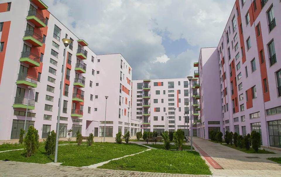 Vendosja e taksës së re të banesave rrit çmimet e qirave