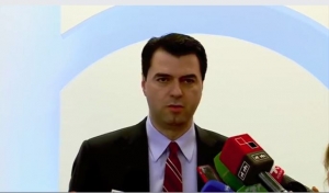 Basha : Mocion me debat për Ramën, po përdor metoda naziste për spastrimin e shqiptarëve