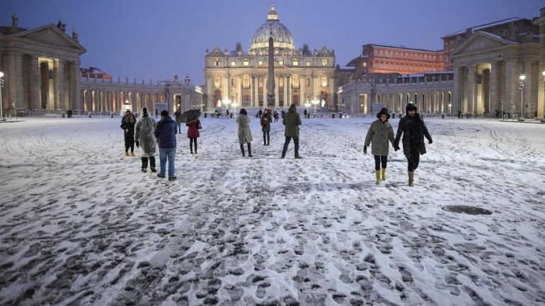 Europa pushtohet nga i ftohti, në itali temperaturat deri në -24 gradë