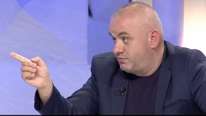 Gazetari/”Peshku i madh” doli vet ne zall…