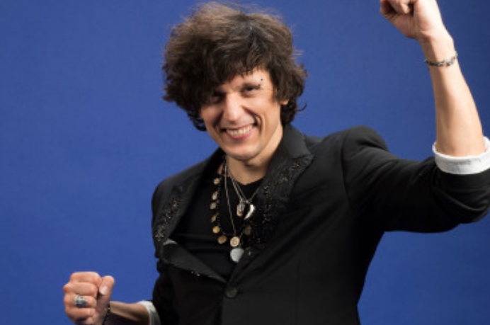 Rrëfimi i Ermal Metës: Shpërngulja ime në Itali dhe hapat e para drejt muzikës