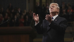 Shyqyr Zotit që fitoi Trump