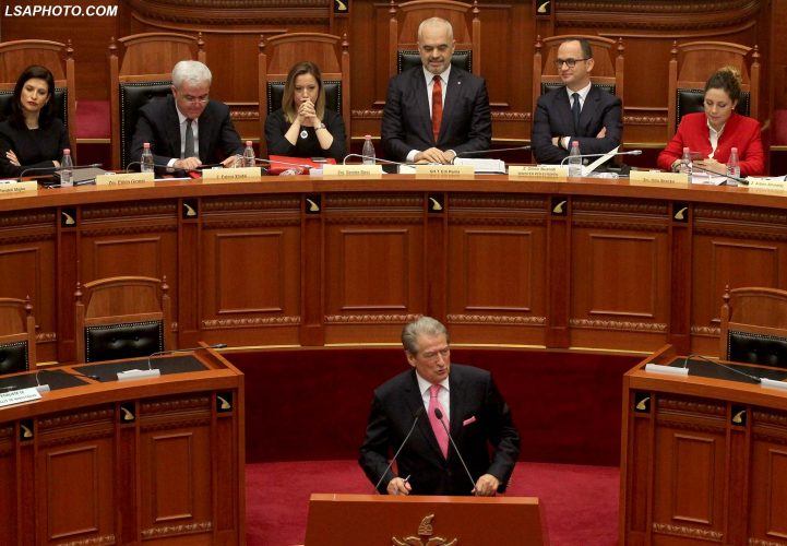 Berisha akuzon Ramën për klientelën e universiteteve private