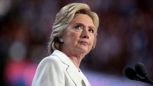 Informatori i FBI dëshmon në Kongres: Moska pagoi miliona për të ndikuar te Clinton