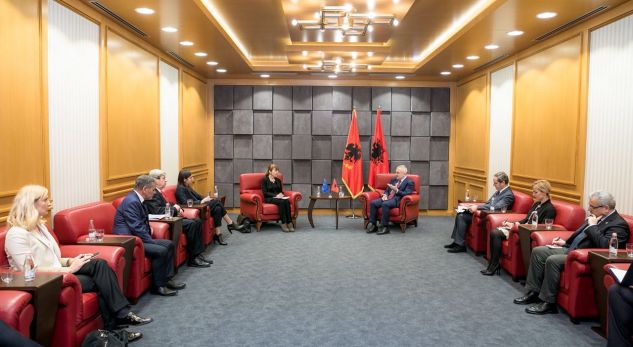 Meta takon delegacionin e Parlamentit Evropian