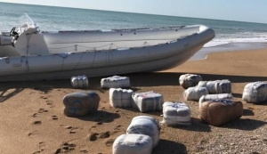 Ja cilët janë shqiptarët që tentuan të trafikonin 1 ton kanabis me gomone drejtë Italisë