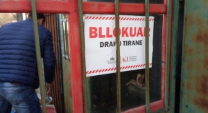 A mund të konsumohet mishi i tregtuar në këto kushte?!