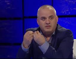 Pas Llallës,”SHBA do të shpallë “non grata” edhe zyrtarë të tjerë të lartë”, çfarë parashikon gazetari?
