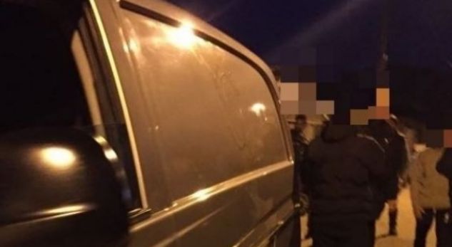 Vetëvaret në një kasolle gruaja shqiptare, e dëboi gjykata nga shtëpia