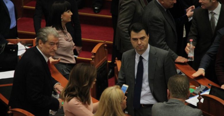 Opozita thërret në interpelancë Gjiknurin, Basha s’do të jetë në Kuvend