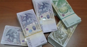 Fenomen shumë anormal, leku, është duke u forcuar përballë euros!