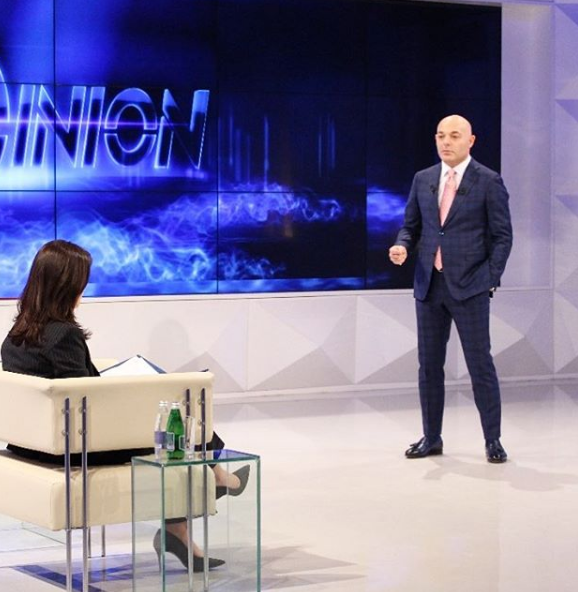 Aktualiteti nga protesta tek dy ministrat, ‘Opinion’ sfidon vetveten