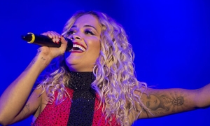 Rita Ora: “Kosovë ishte e paharrueshme dhe jam mirënjohëse që performova në shtëpi