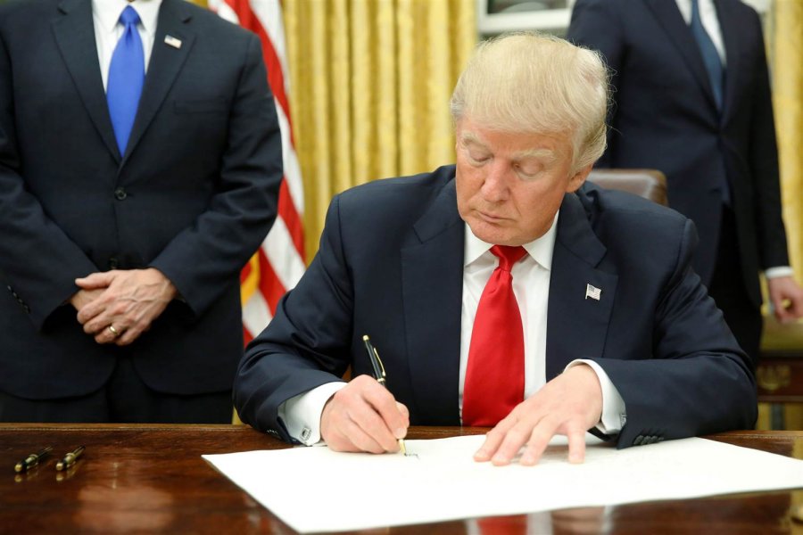 Presidenti amerikan Trump i dërgon letër Hashim Thaçit, ja ç’shkruan në të
