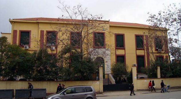 Ja kriteret e reja të pranimit për të studiuar mjekësi