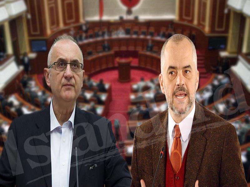 “Emri i sallës Turbina…..qameti i padijes”