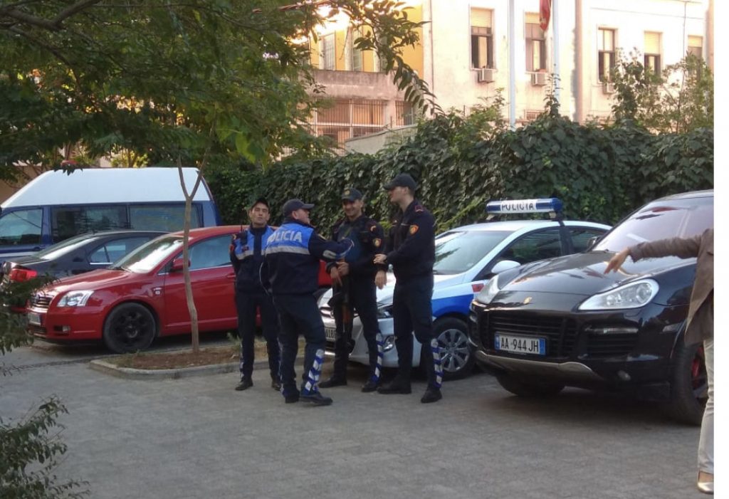 FOTOT/Krimet e Rënda, dalin në gjyq të arrestuarit e mega-operacionit