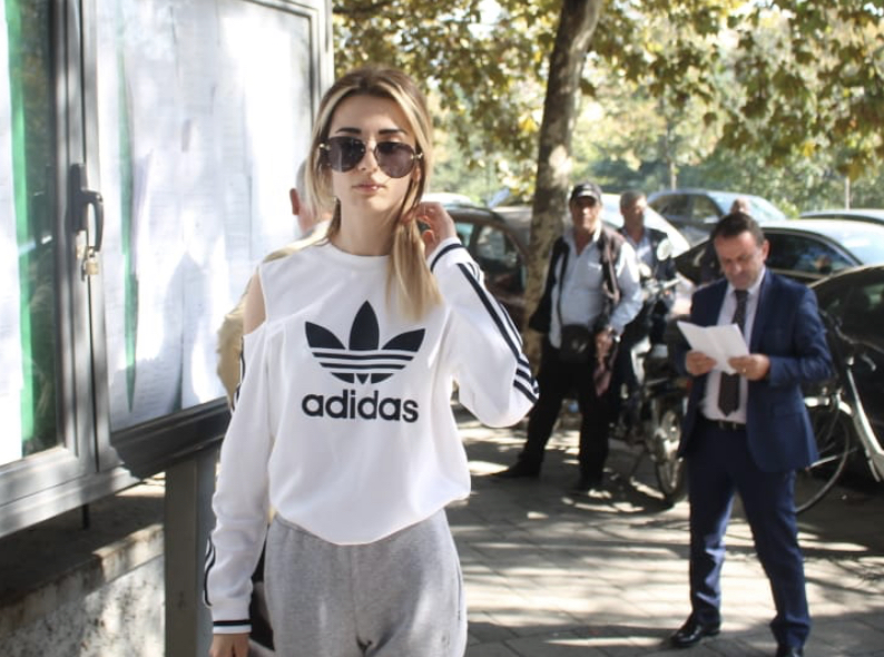 Xhisiela kopjon Ramën:Do padis gazetarët për shpifje!