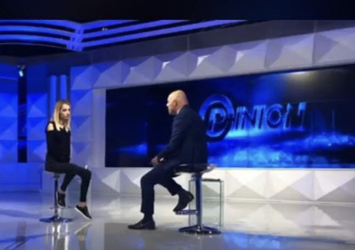 “Jam tallur me policinë”, Xhisiela Maloku ia thotë në sy Fevziut