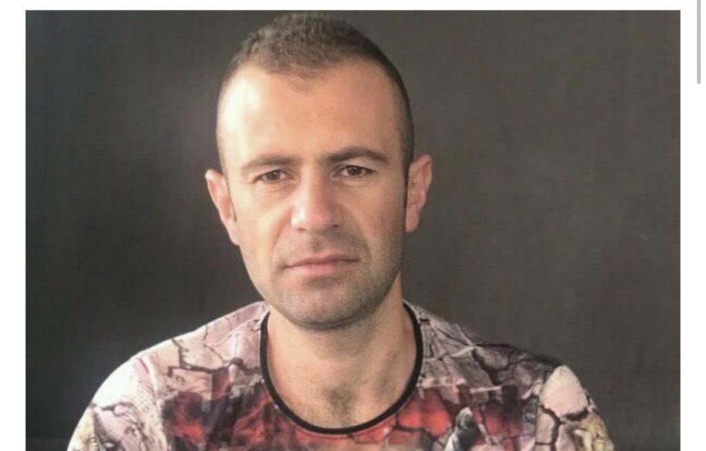 FOTOT/ Ky është gardisti që i dha fund jetës me armën e shërbimit