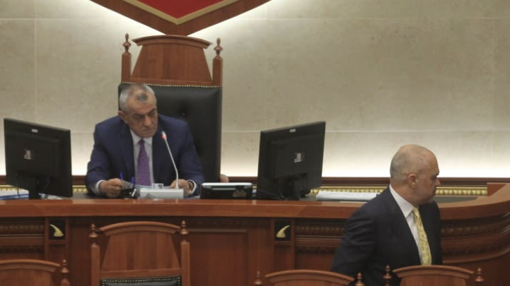 Kërkesat për arrestime, rasti i Tahirit/Vendimi i Byrosë së Kuvendit, rritet imuniteti i deputetëve