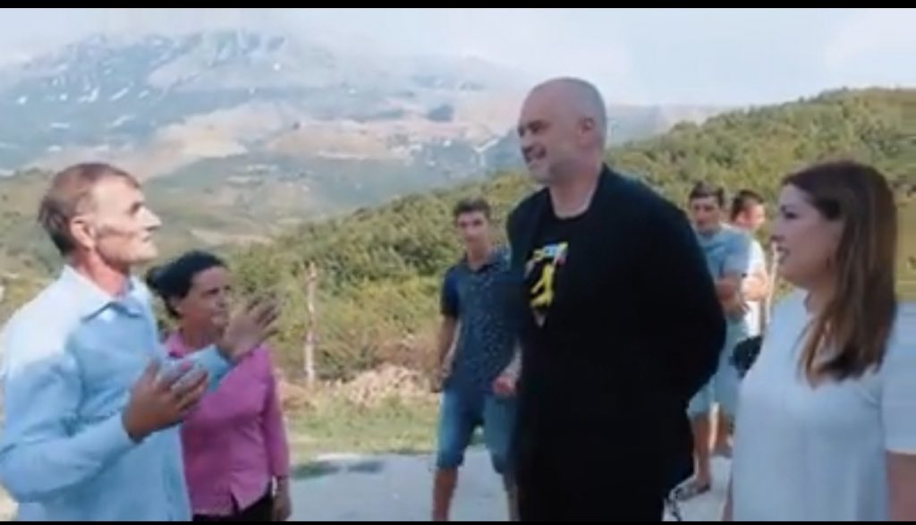 VIDEO/ Rama ‘rikthehet’ në shtëpinë e Nikos në Vlorë: Mbajtëm tre premtimet