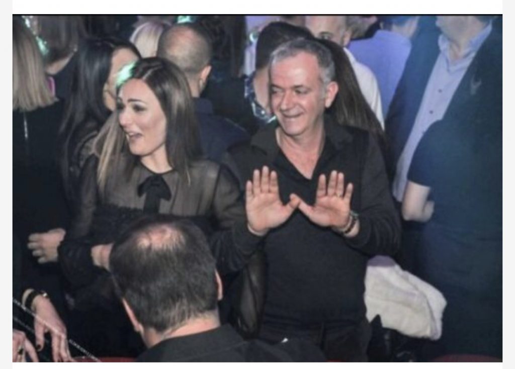 Aleksandër Frangaj mbush 50 vjeç, bashkëshortja i organizon festën madhështore