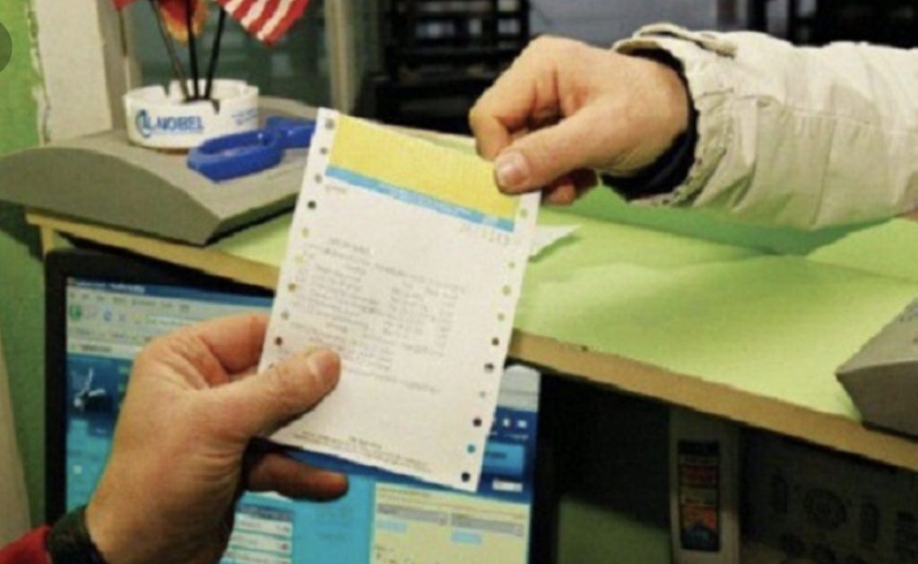 BASTET/ Rama info me SMS deputetëve: Mos dëgjoni shpifje, janë sulme të orkestruara nga burgu