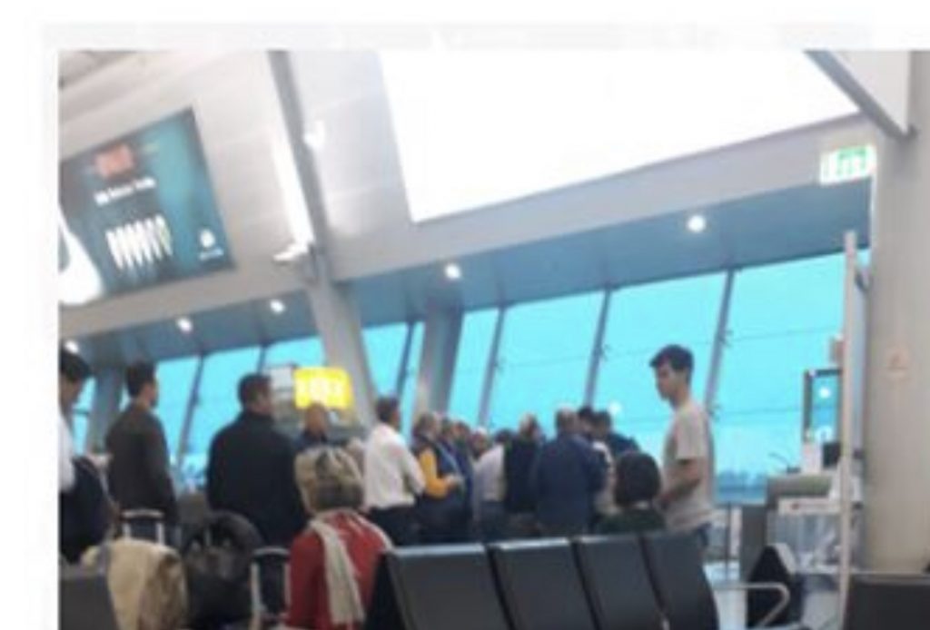 Pas avionit të “Blue Panorama” një tjetër linjë me pasagjerë shqiptarë pëson defekt