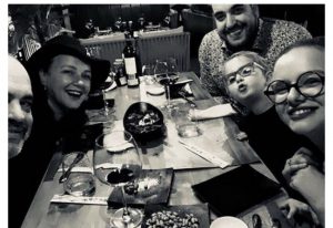 Rama prezanton familjen e plotë në instagram!