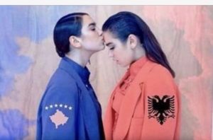 Dua Lipa ka një mesazh për vajzat shqiptare: Edhe nëse vjen nga një vend i vogël…
