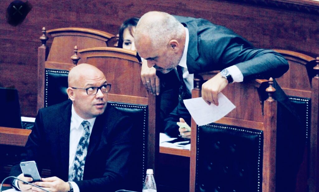 Rama ,themeluesi i shpifologjisë dhe zbatues i teknikave të mashtrimit të njerëzve