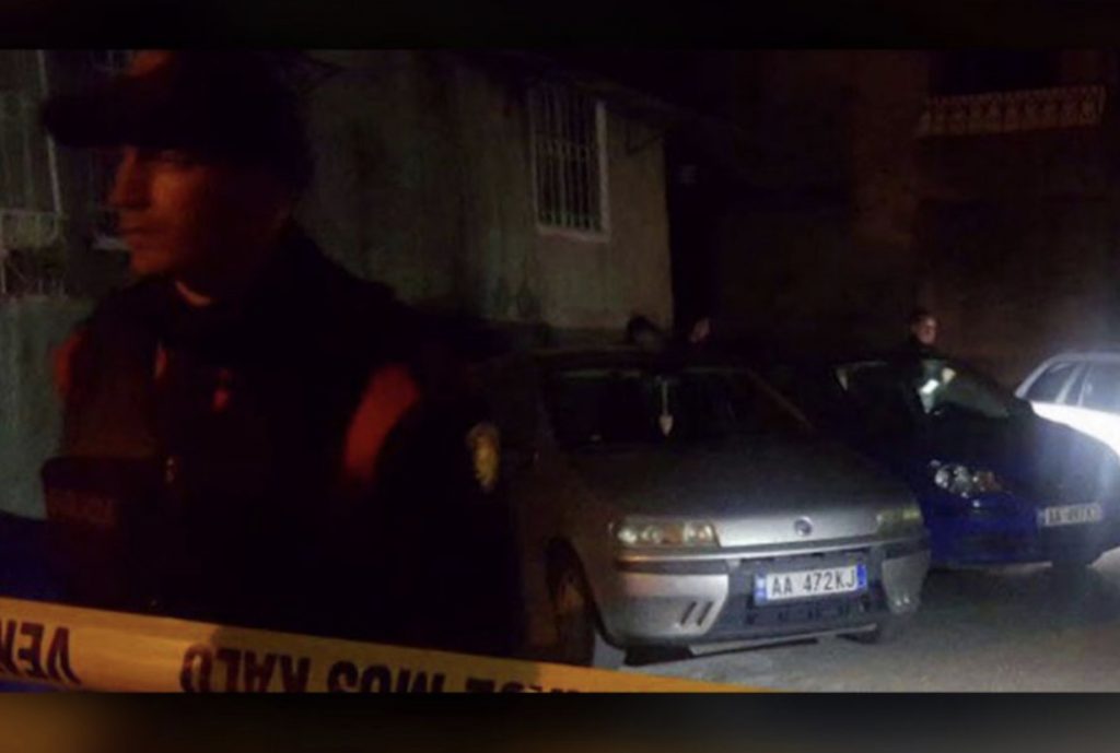 Qëllohet për vdekje 41 vjeçari mga Lushnja