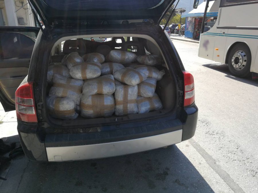 Zbardhen detajet, ja kush janë dy shqiptarët e arrestuar sot me kanabis në Greqi