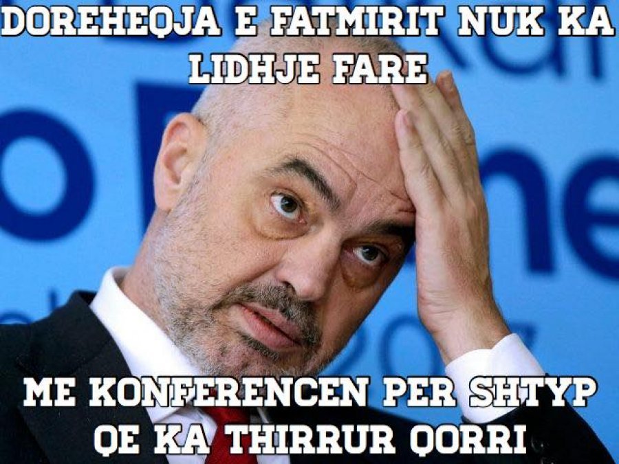 Shpërthejnë rrjetet sociale për shkarkimin e ish ministrit te brendshëm