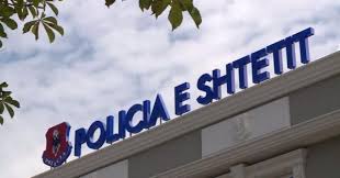 Zhduket nga shtëpia 14-vjeçarja në Tiranë, nëna jep alarmin