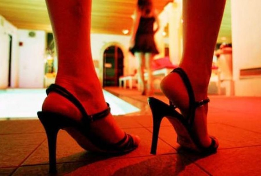 Dënohet rrjeti i shqiptarëve që mbushte me prostituta Tuluzin, në krye vëllezërit Goni e Keli